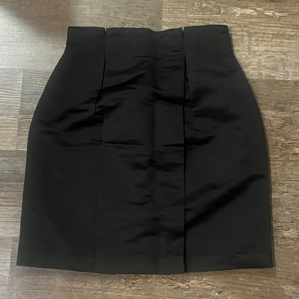 Karen Zambos Classic Black Pencil Skirt